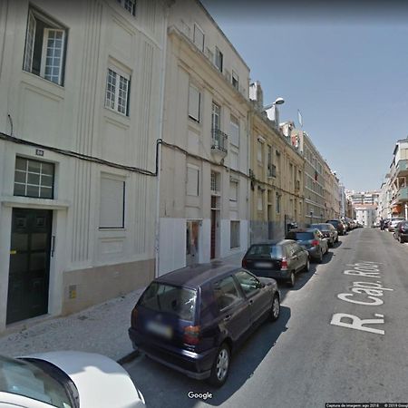 Apartamento Moderno Nas Olaias A 5 Minutos Da Faculdade Isel E Ist Lisboa Extérieur photo
